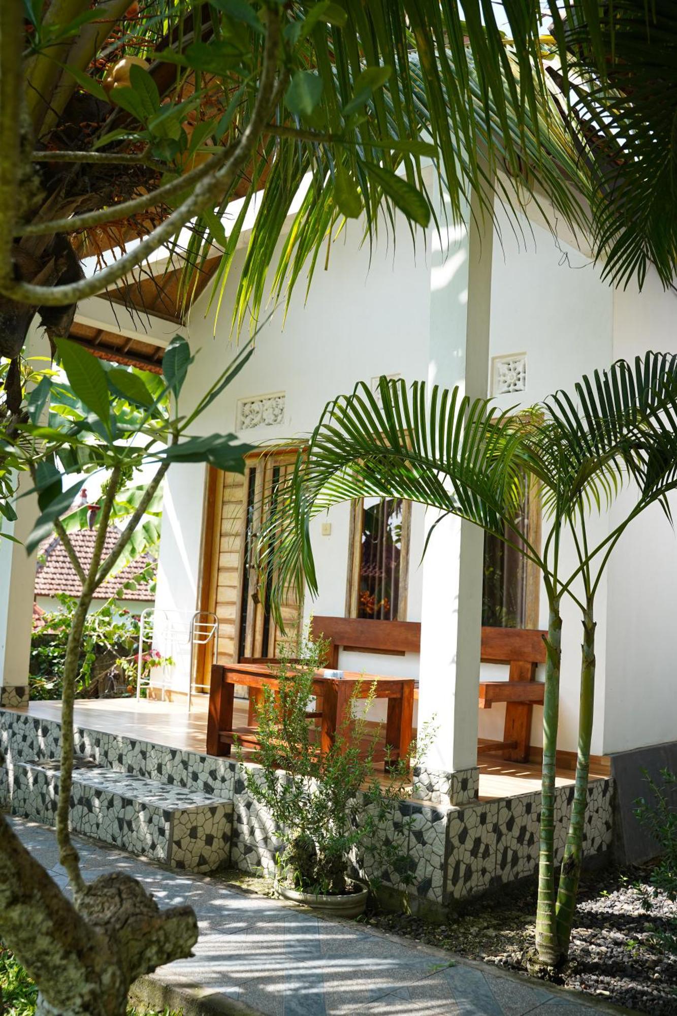 Wahyu Masari Homestay Sakti Екстериор снимка